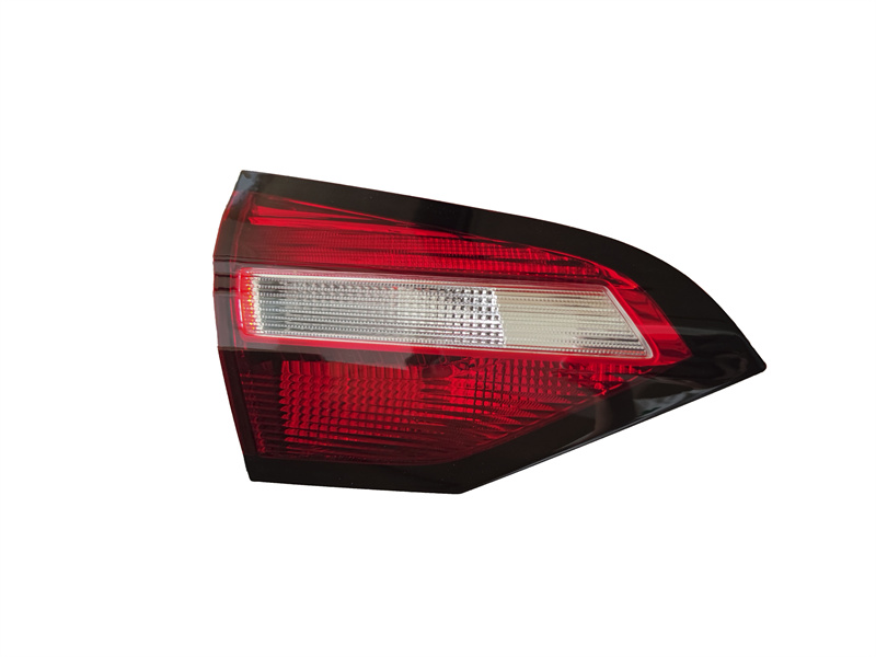 18款360尾燈（平 TAIL LAMP）